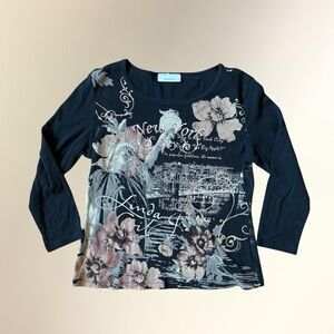 Dress Barn Black Long Sleeve Graphic Tee with Floral & NY Print